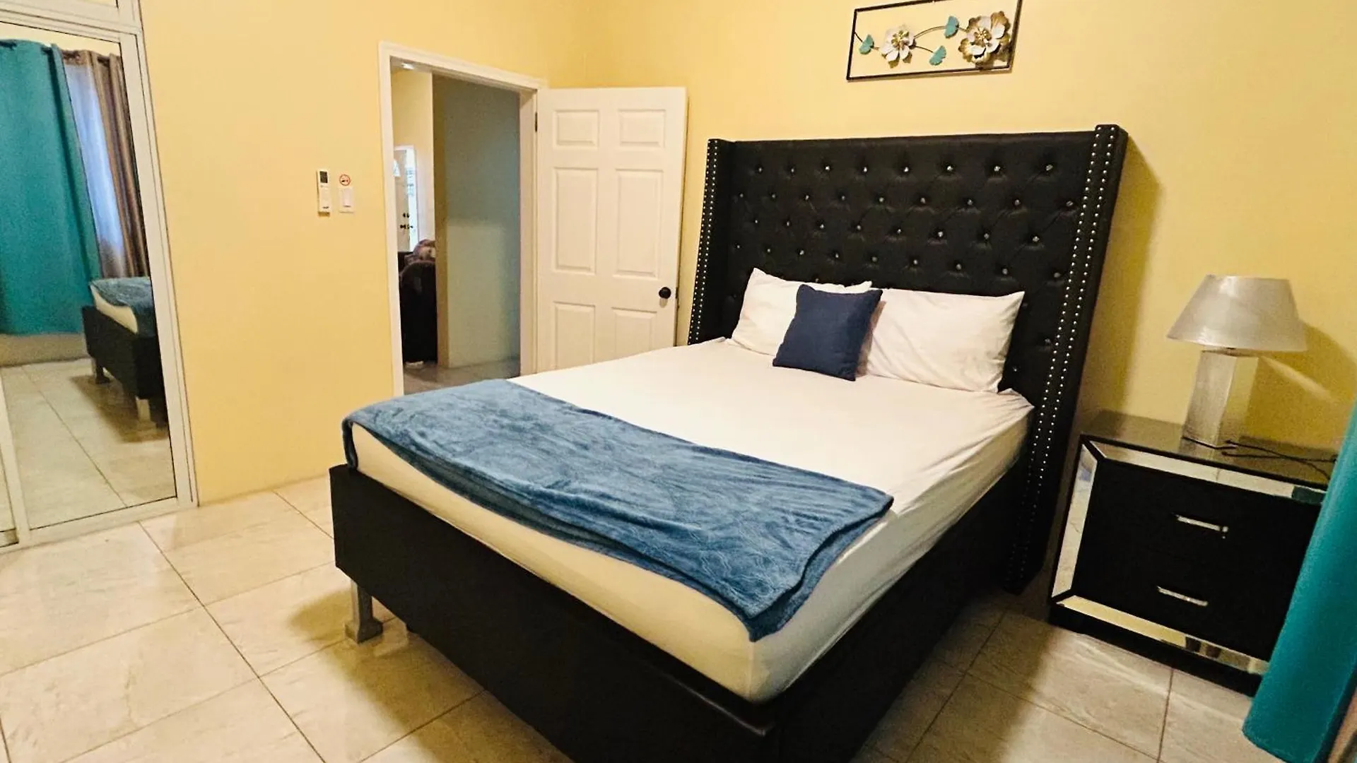 The Rest Stop- Gated Community-24 Hrs Security Montego Bay Jamaica